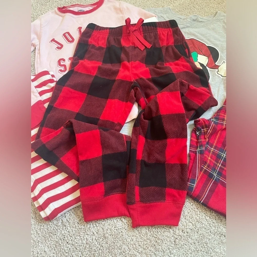 Christmas pajamas Disney Minnie Mouse NWT pants and tops plaid old navy